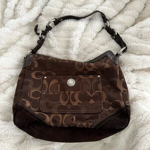 Coach Chelsea Optic Signature Shoulder Bag